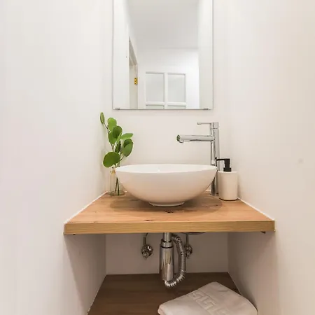 Apartment Lyc 149 Homes