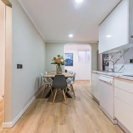 Lyc 149 Homes * لاس بالماس دي غران كاناريا