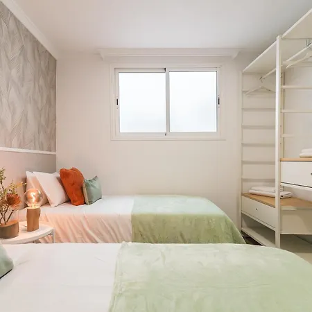 Lyc 149 Homes * لاس بالماس دي غران كاناريا