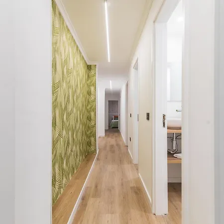 Lyc 149 Homes لاس بالماس دي غران كاناريا